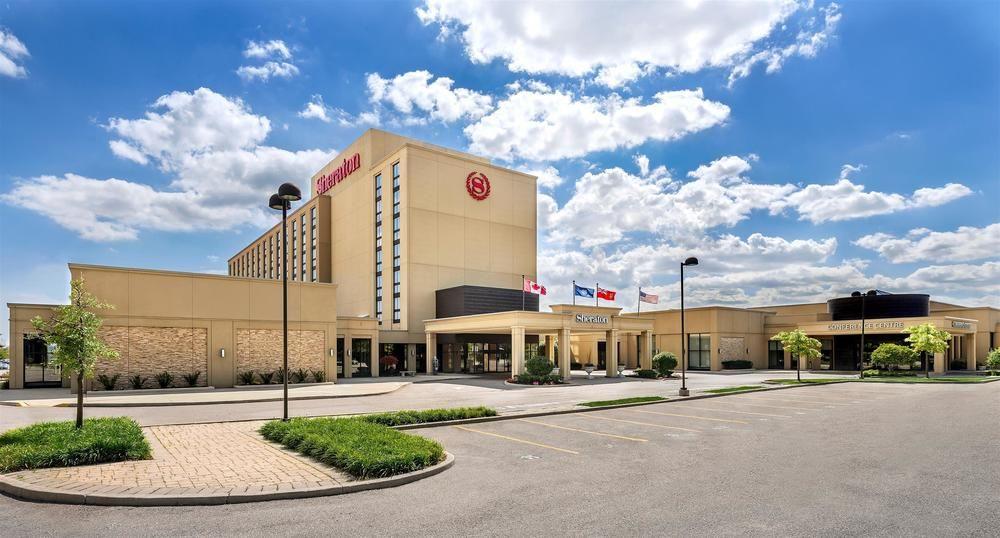 Sheraton Toronto Airport Hotel & Conference Centre Buitenkant foto