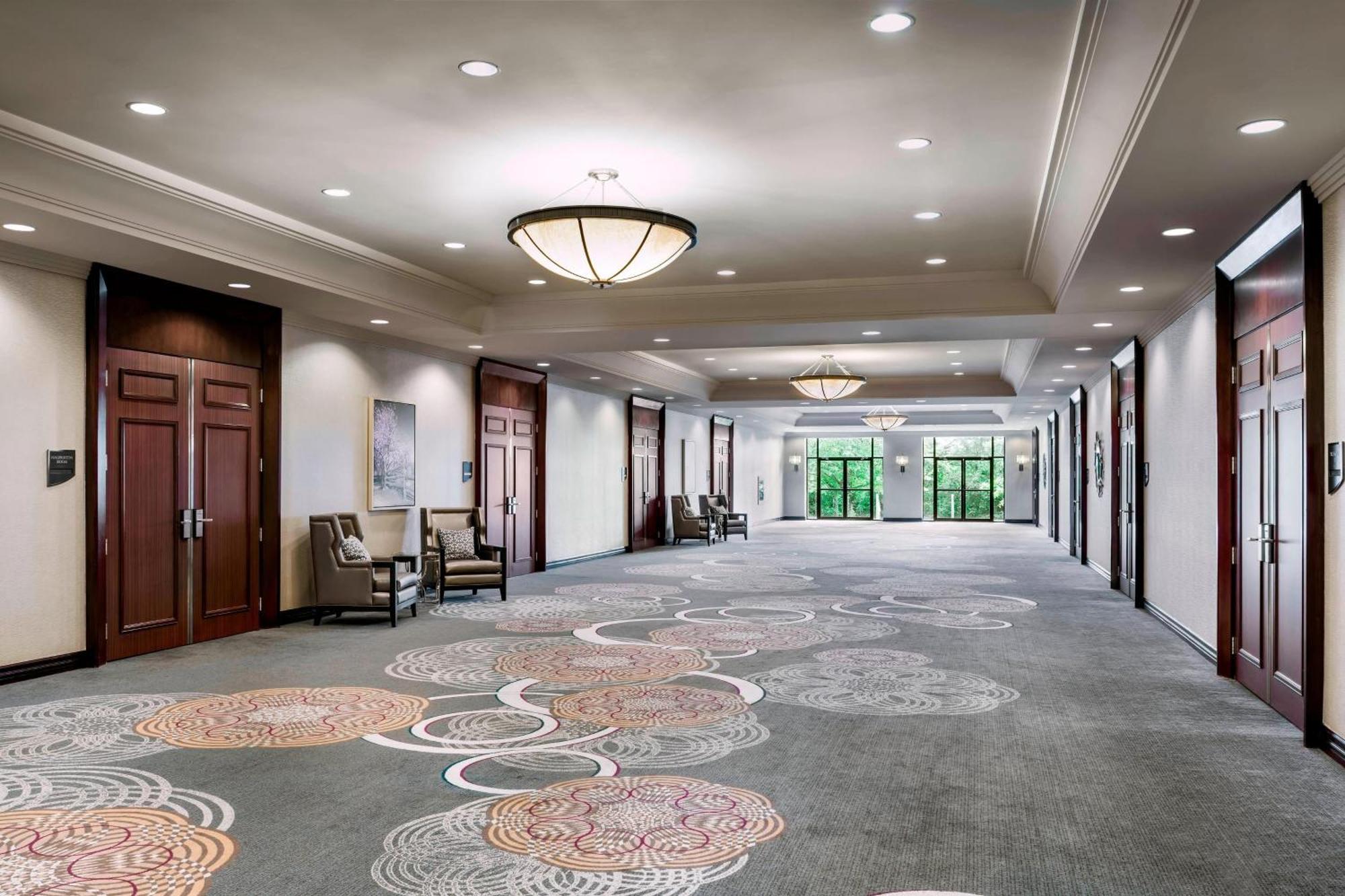 Sheraton Toronto Airport Hotel & Conference Centre Buitenkant foto