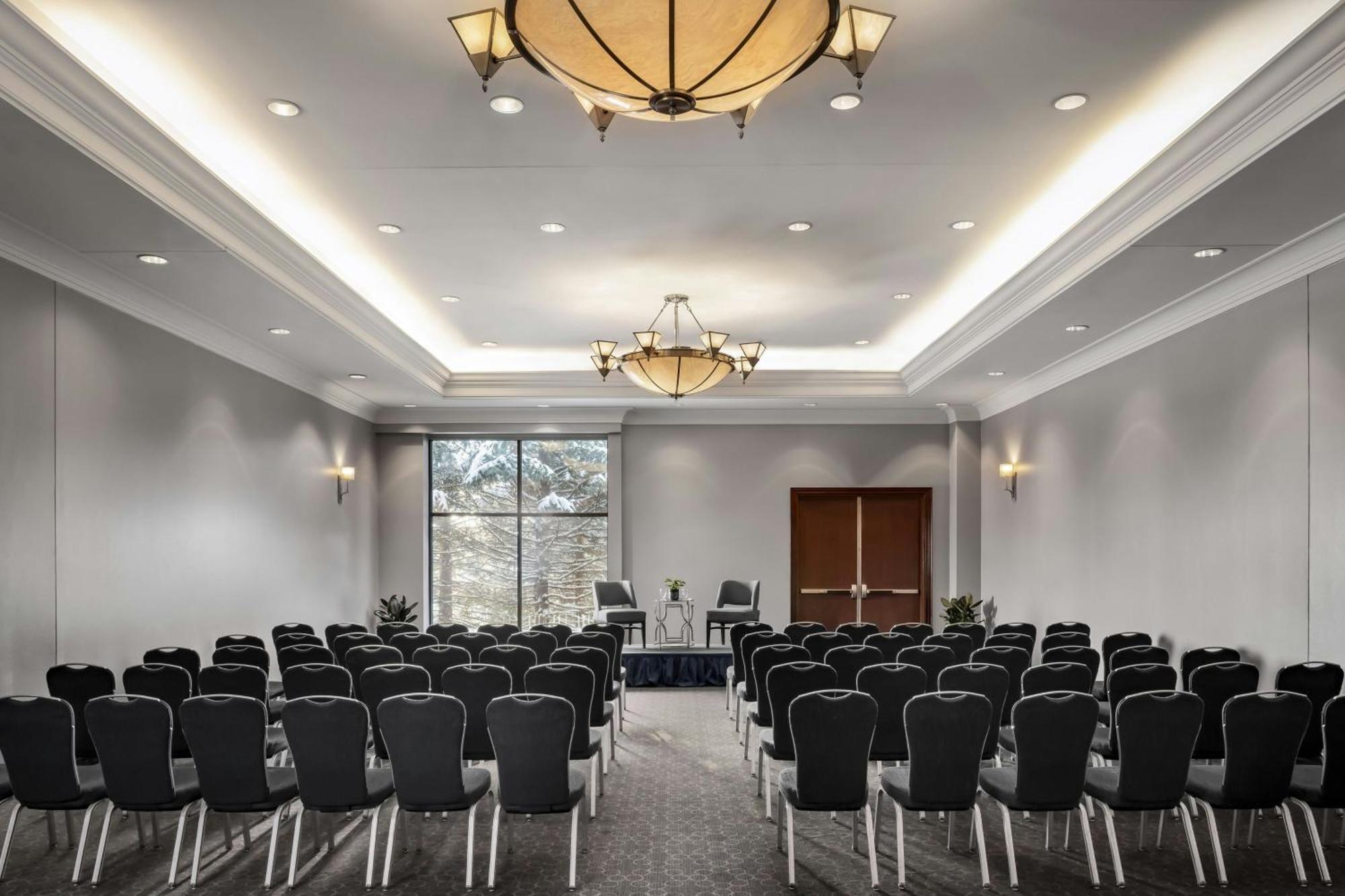 Sheraton Toronto Airport Hotel & Conference Centre Buitenkant foto